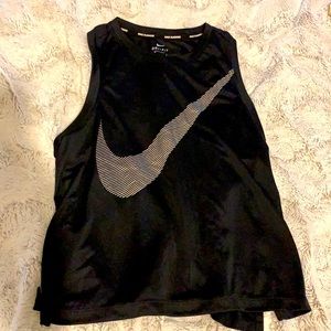 Nike running muscle tank